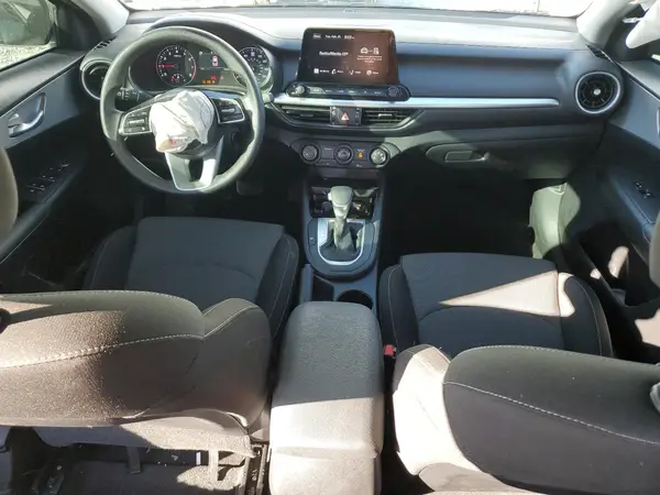 3KPF24AD4RE788007 2024 KIA FORTE - Image 8