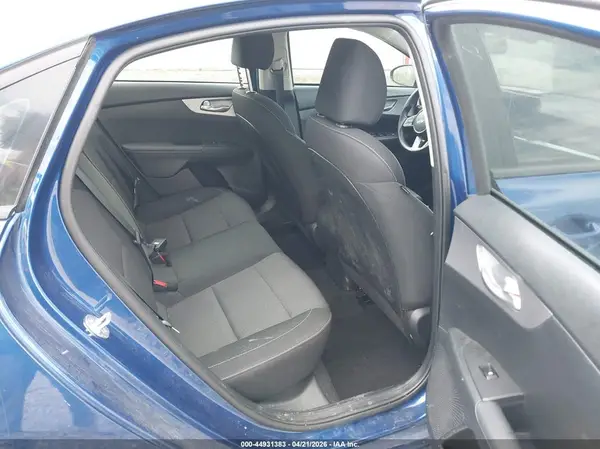 3KPF24AD4RE788069 2024 KIA FORTE - Image 8