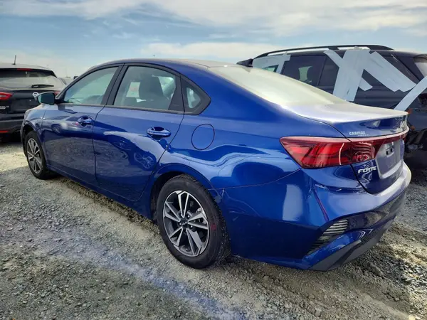 3KPF24AD4RE788332 2024 KIA FORTE - Image 2