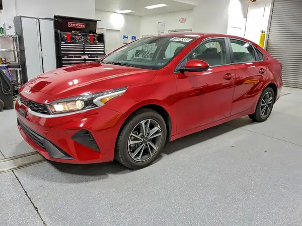 3KPF24AD4RE789903 2024 KIA FORTE - Image 1