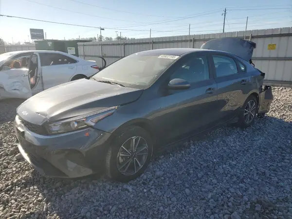 3KPF24AD4RE790047 2024 KIA FORTE - Image 1