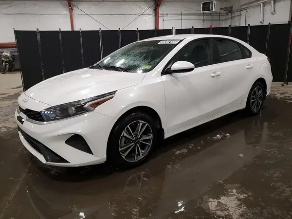 3KPF24AD4RE792252 2024 KIA FORTE - Image 1