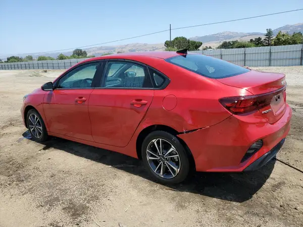 3KPF24AD4RE793451 2024 KIA FORTE - Image 2