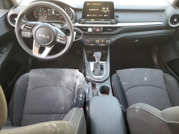 3KPF24AD4RE794048 2024 KIA FORTE - Image 8