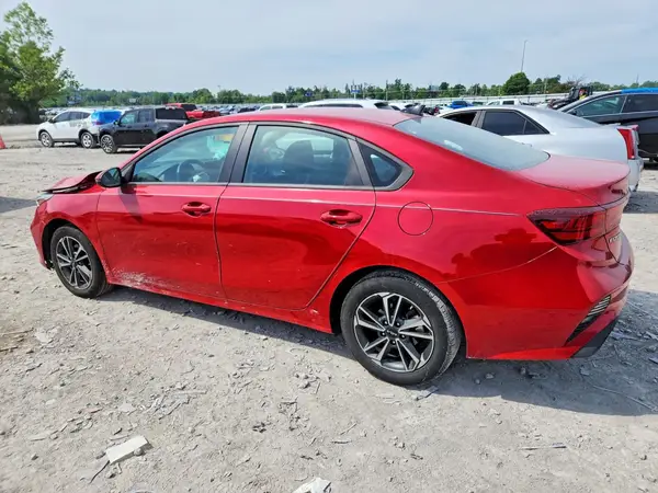 3KPF24AD4RE794356 2024 KIA FORTE - Image 2