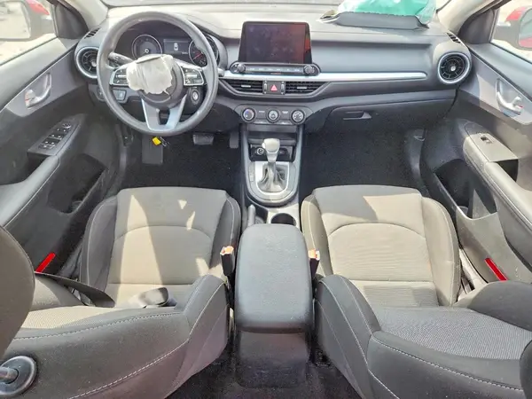 3KPF24AD4RE794356 2024 KIA FORTE - Image 8