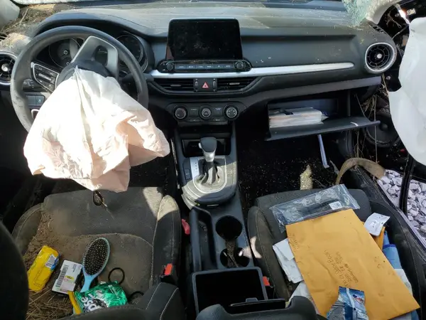 3KPF24AD4RE796379 2024 KIA FORTE - Image 8