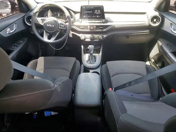 3KPF24AD4RE801225 2024 KIA FORTE - Image 8