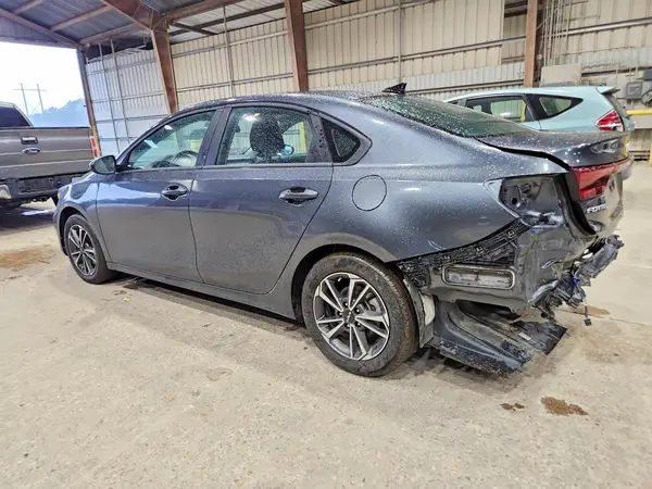 3KPF24AD4RE801483 2024 KIA FORTE - Image 2