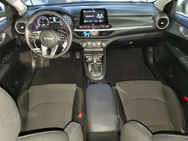 3KPF24AD4RE805534 2024 KIA FORTE - Image 8