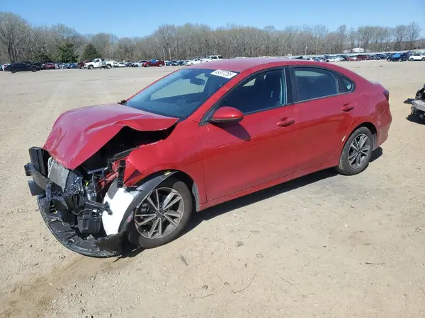 3KPF24AD4RE807204 2024 KIA FORTE - Image 1