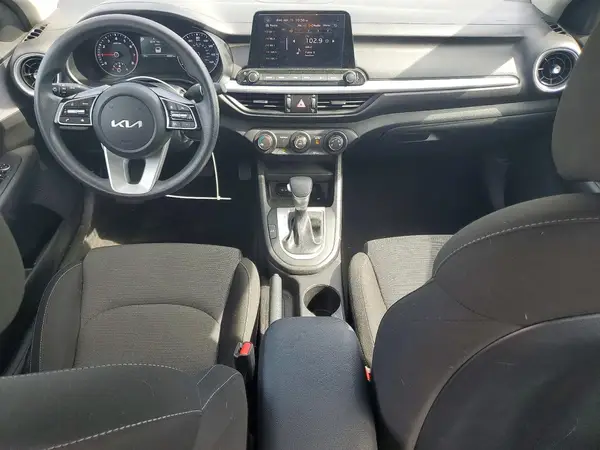 3KPF24AD4RE809731 2024 KIA FORTE - Image 8