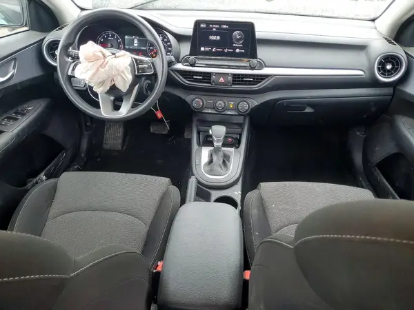 3KPF24AD4RE811754 2024 KIA FORTE - Image 8