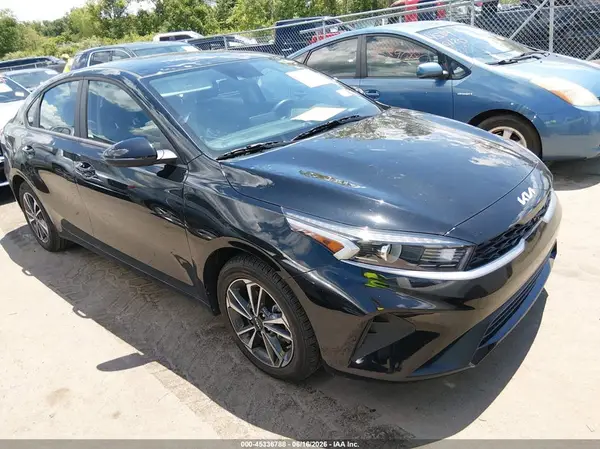 3KPF24AD4RE813181 2024 KIA FORTE - Image 1