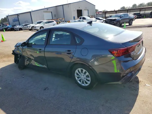 3KPF24AD4RE818395 2024 KIA FORTE - Image 2