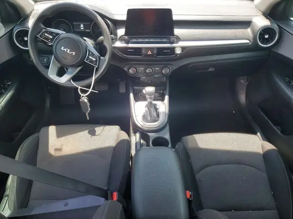 3KPF24AD4RE818526 2024 KIA FORTE - Image 8