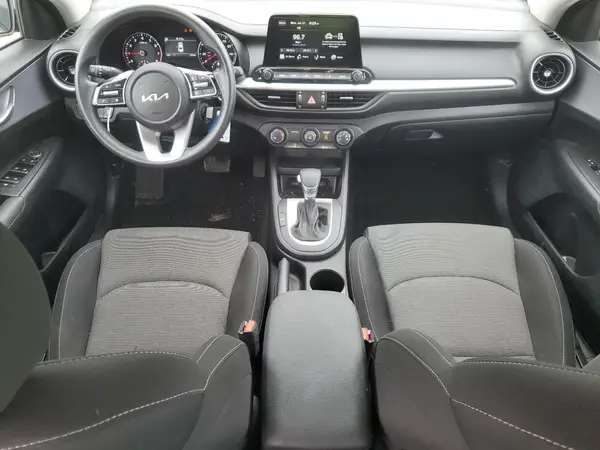3KPF24AD4RE819496 2024 KIA FORTE - Image 8
