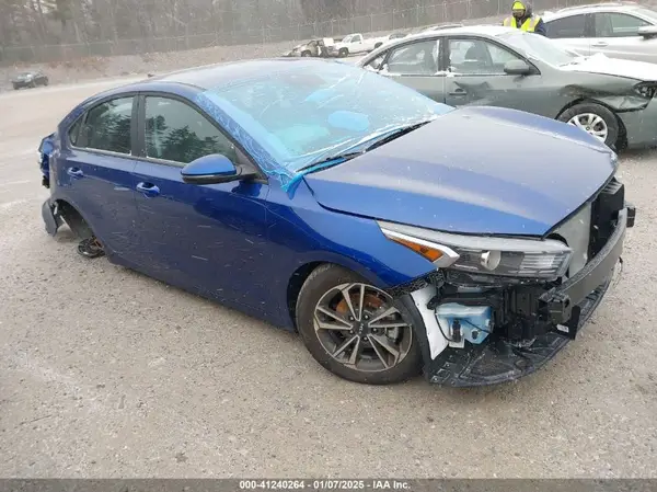 3KPF24AD4RE821572 2024 KIA FORTE - Image 1
