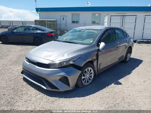 3KPF24AD4RE832345 2024 KIA FORTE - Image 2