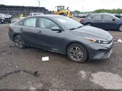 3KPF24AD4RE832586 2024 KIA FORTE