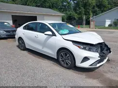 3KPF24AD4RE836086 2024 KIA FORTE