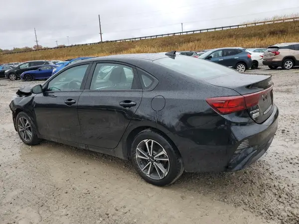 3KPF24AD4RE837304 2024 KIA FORTE - Image 2