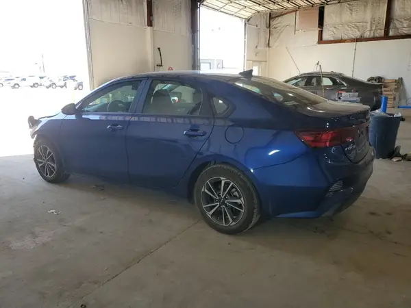 3KPF24AD4RE839666 2024 KIA FORTE - Image 2