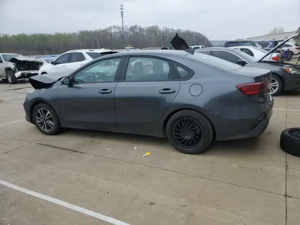 3KPF24AD4RE840610 2024 KIA FORTE - Image 2