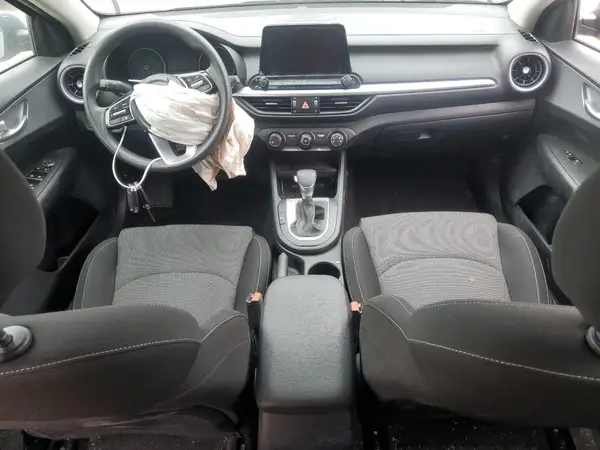 3KPF24AD4RE840610 2024 KIA FORTE - Image 8