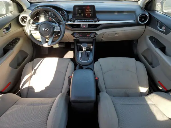 3KPF24AD5KE006321 2019 KIA FORTE - Image 8