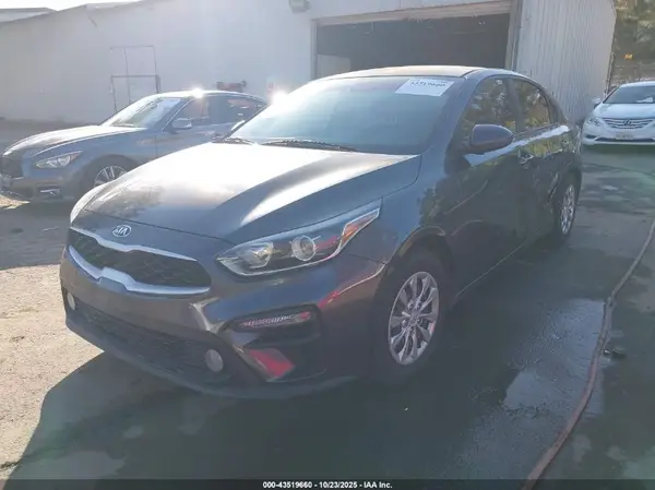 3KPF24AD5KE006755 2019 KIA FORTE - Image 2