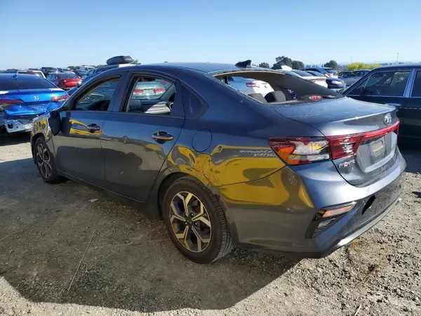 3KPF24AD5KE007260 2019 KIA FORTE - Image 2