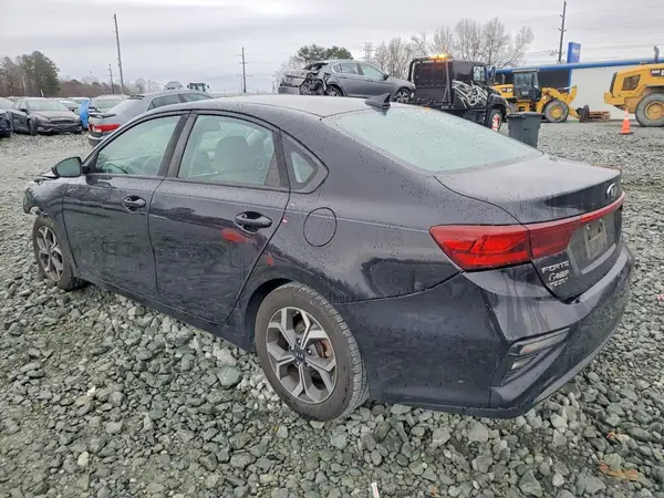 3KPF24AD5KE008716 2019 KIA FORTE - Image 2