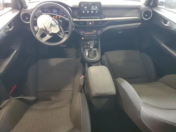 3KPF24AD5KE008831 2019 KIA FORTE - Image 8