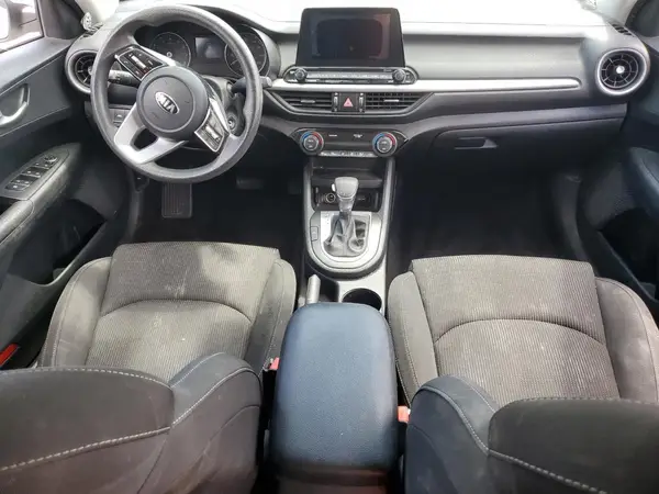 3KPF24AD5KE010806 2019 KIA FORTE - Image 8