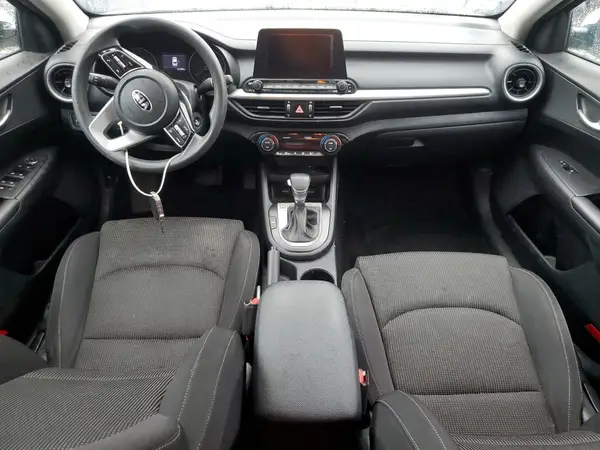 3KPF24AD5KE011020 2019 KIA FORTE - Image 8