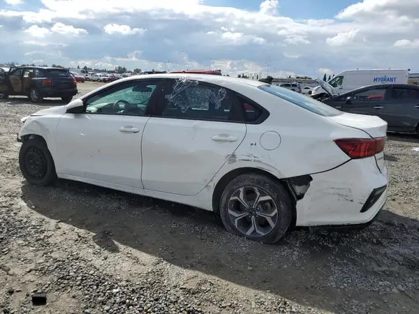 3KPF24AD5KE015973 2019 KIA FORTE - Image 2