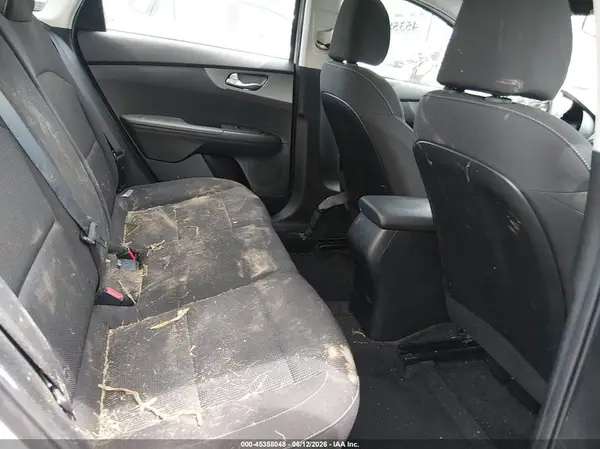 3KPF24AD5KE027055 2019 KIA FORTE - Image 8