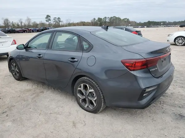 3KPF24AD5KE027315 2019 KIA FORTE - Image 2