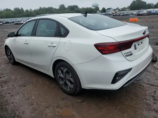 3KPF24AD5KE030280 2019 KIA FORTE - Image 2