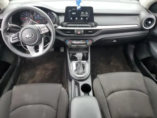 3KPF24AD5KE031574 2019 KIA FORTE - Image 8