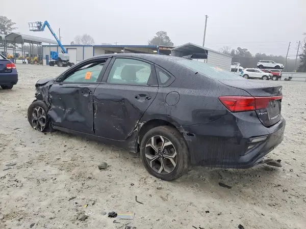 3KPF24AD5KE032675 2019 KIA FORTE - Image 2