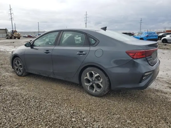 3KPF24AD5KE032918 2019 KIA FORTE - Image 2