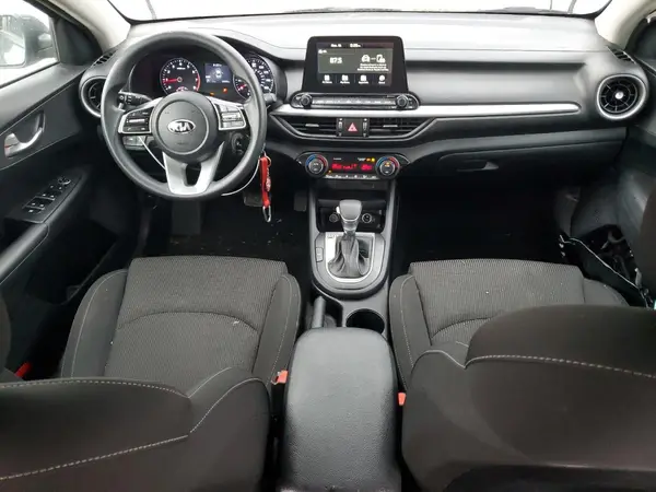 3KPF24AD5KE032918 2019 KIA FORTE - Image 8