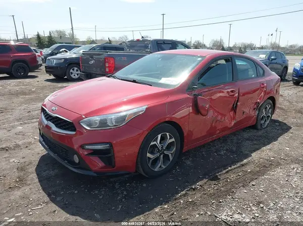 3KPF24AD5KE038038 2019 KIA FORTE - Image 2