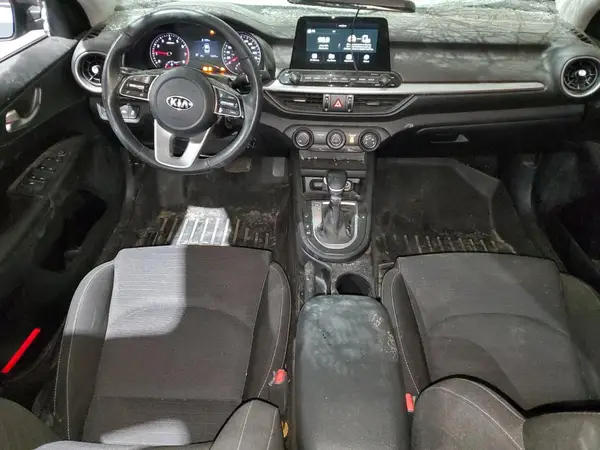 3KPF24AD5KE039061 2019 KIA FORTE - Image 8
