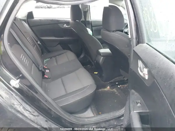 3KPF24AD5KE042591 2019 KIA FORTE - Image 8
