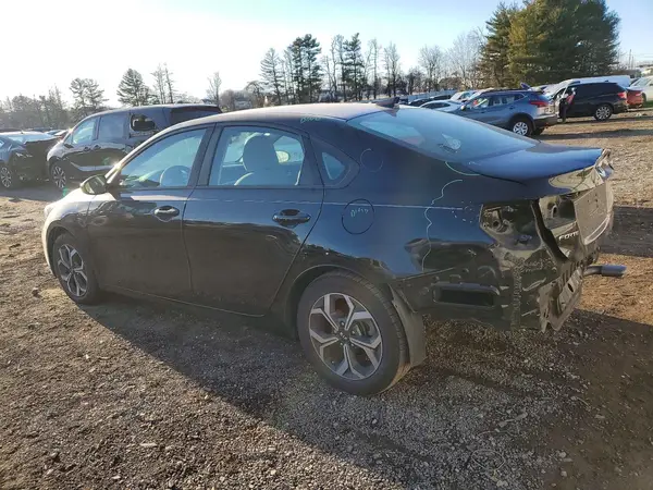 3KPF24AD5KE042767 2019 KIA FORTE - Image 2