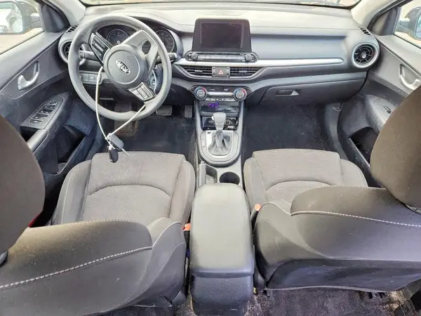 3KPF24AD5KE044857 2019 KIA FORTE - Image 8