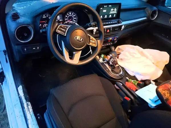 3KPF24AD5KE045782 2019 KIA FORTE - Image 8